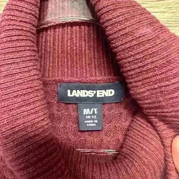 Lands' End Burgundy Turtleneck Sweater size medium tall - Picture 3 of 3